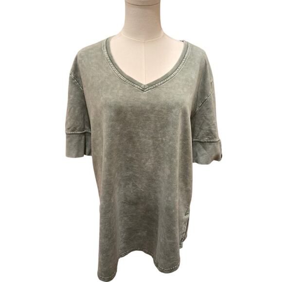 Jane and Delancey Relaxed Washed Green V-Neck Short Sleeve Women's Large - Picture 1 of 9